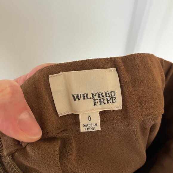 Aritzia Wilfred Free Suede Pencil Skirt with Side Slits - Size 0 - Picture 2 of 4